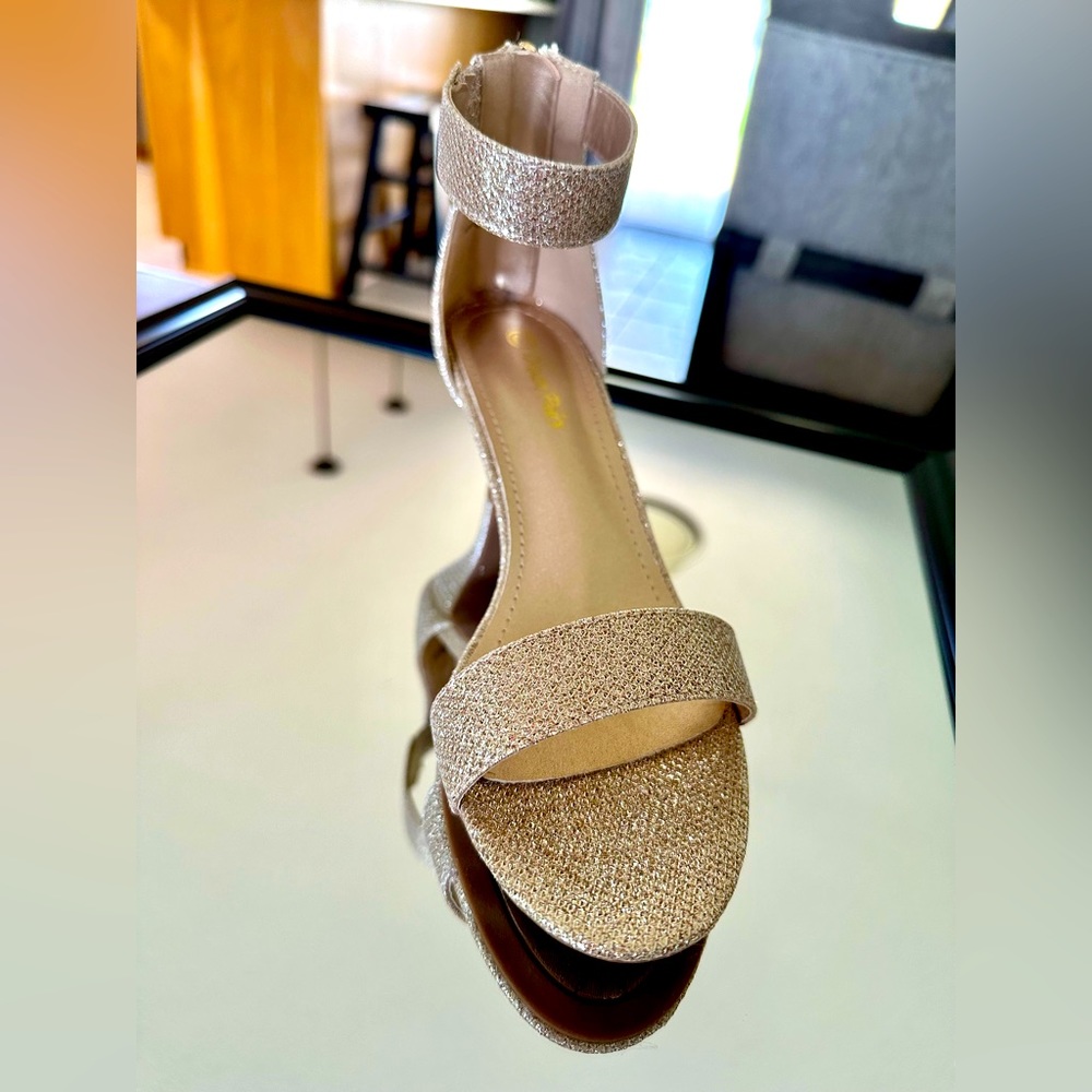 Gold Glitter Short Heel Open Toe